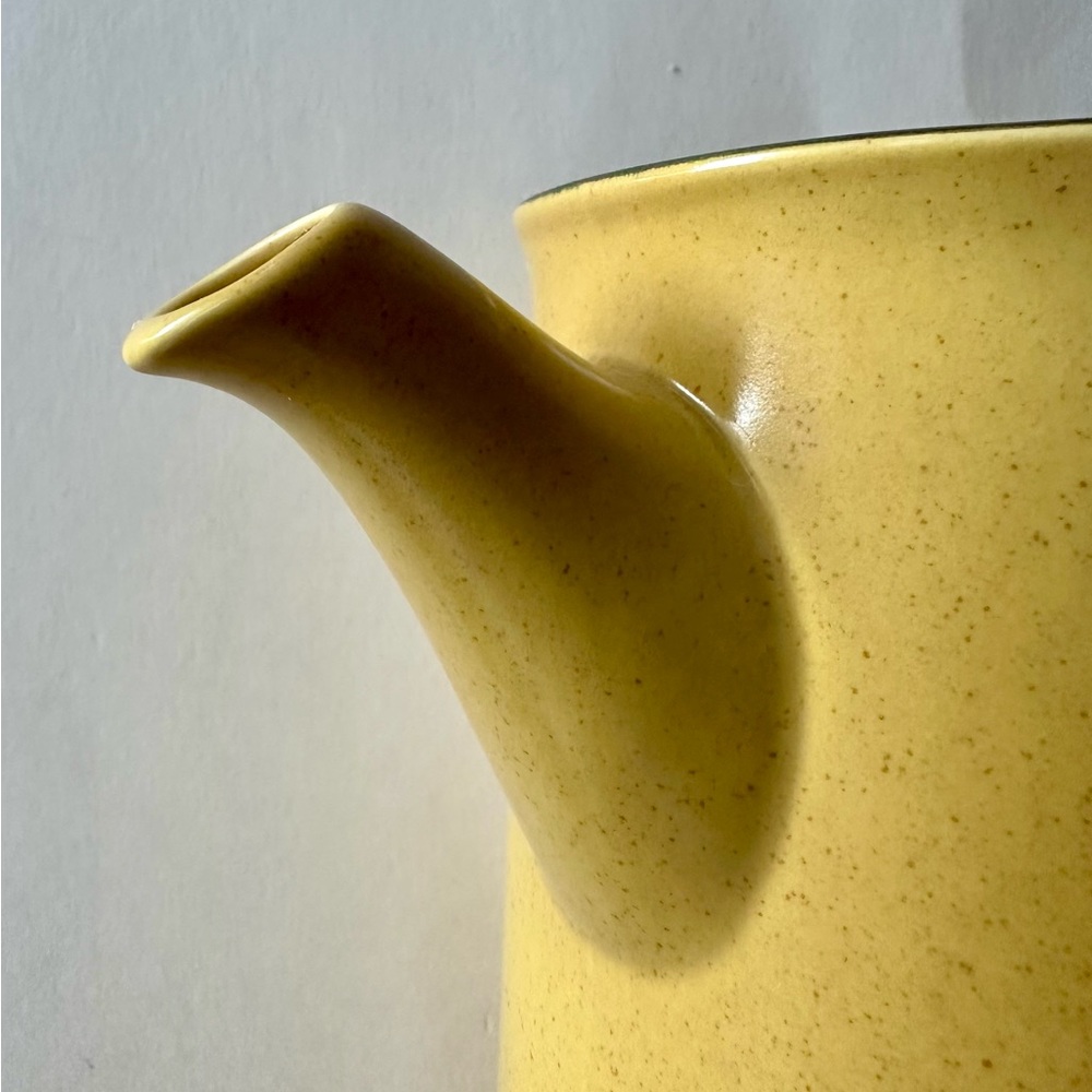 Franciscan Honeycomb Coffee Pot MCM - Picture 3 of 10